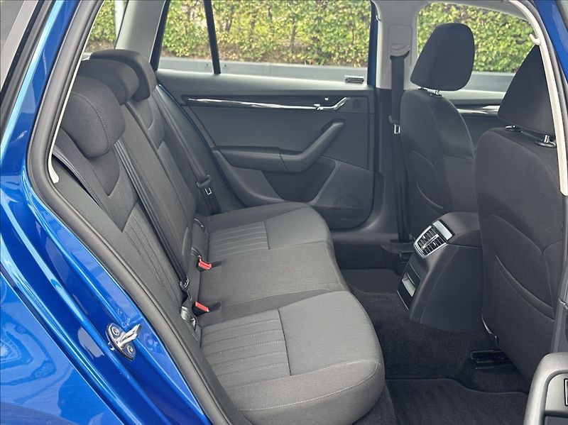 Škoda Octavia 2,0 TDI 150PS  Style M/T - fotka 19 z 54