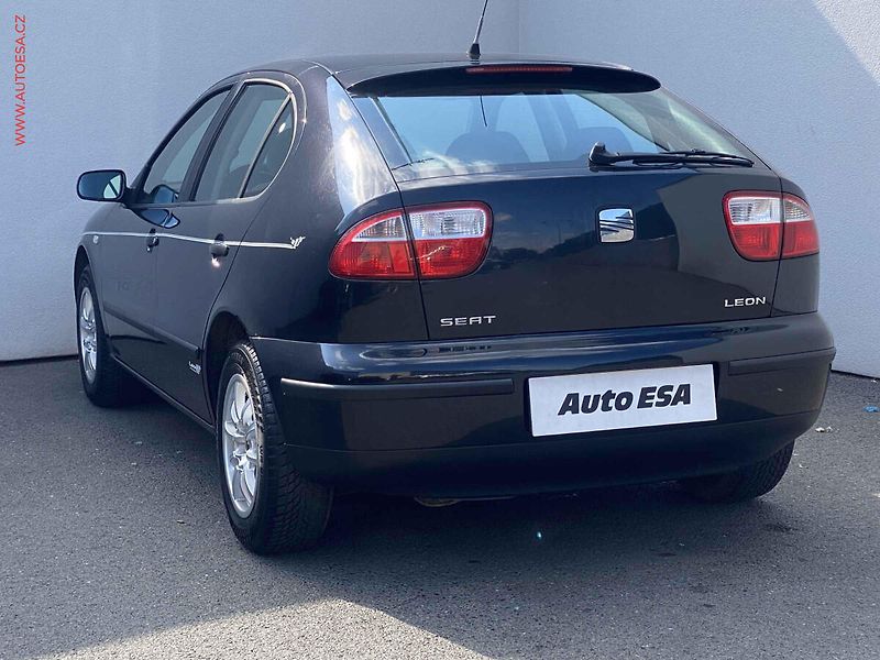 Seat Leon (2002) 1.6i, AC - fotka 6 z 15