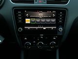 Škoda Octavia 1.6 TDI-DSG-NAVI-PARK.Č - náhled 29