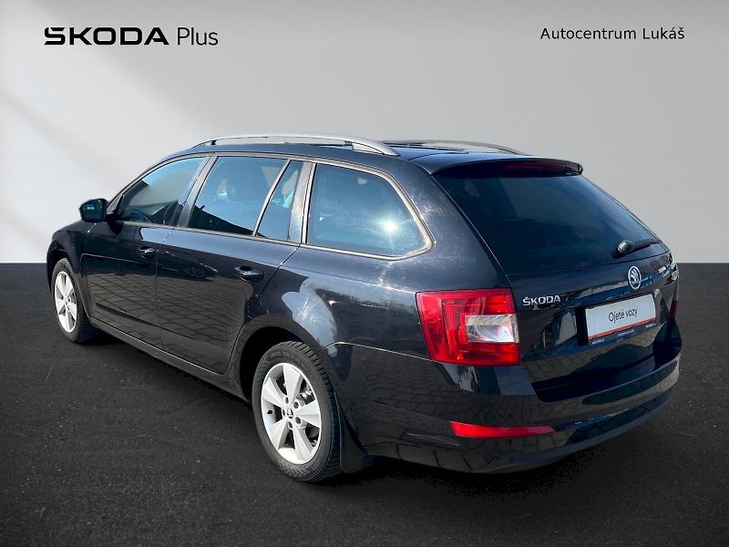 Škoda Octavia (2014) OCT.COM ELEG 103/1.4TSI 6G - fotka 10 z 30