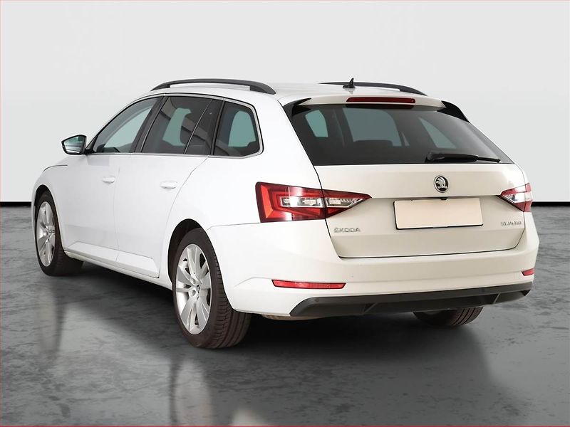 Škoda Superb (2016) Style 2.0 TDI, Automat - fotka 4 z 22