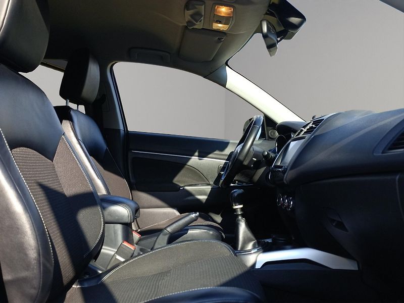 Citroën C4 Aircross (2012) 1.8 HDi 110kw, ČR, vyhřev sed. - fotka 15 z 25