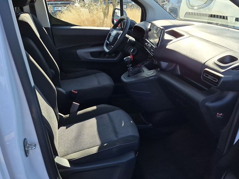 Toyota ProAce Business Tailgate L2 1,5D 96 k - fotka 12 z 25