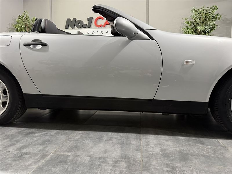 Mercedes-Benz SLK 2,0   200 15.000KM RARITA TOP - fotka 28 z 29