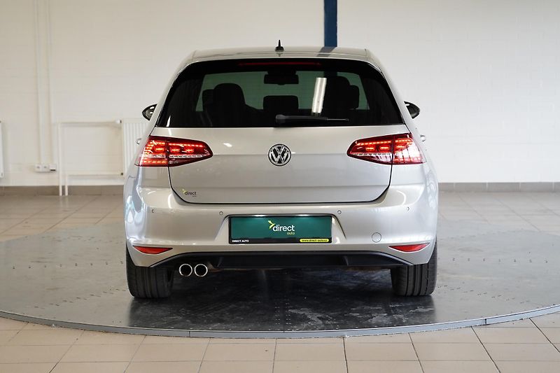 Volkswagen Golf - fotka 6 z 28
