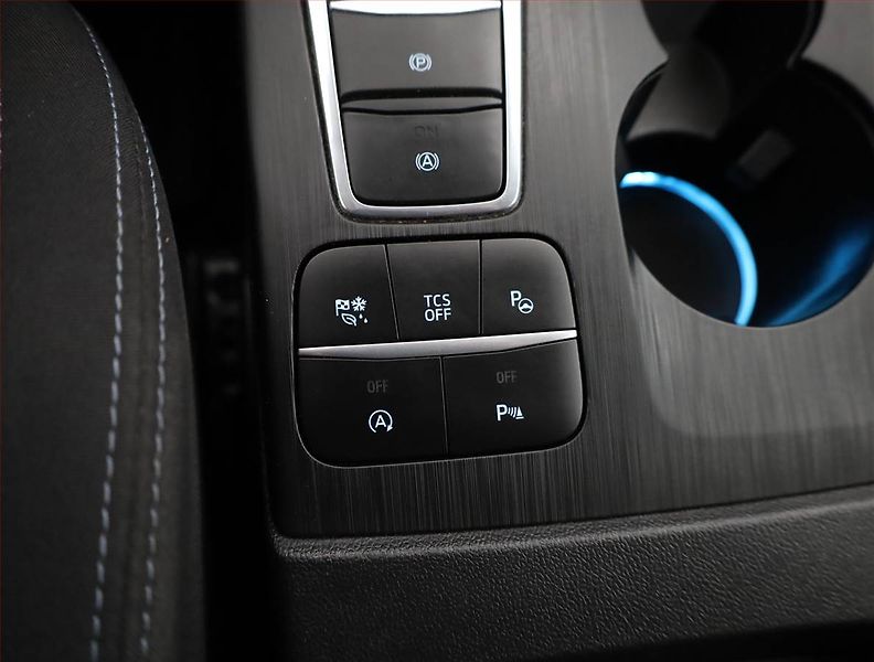 Ford Focus (2019) Active 1.0 EcoBoost, Automat - fotka 12 z 18
