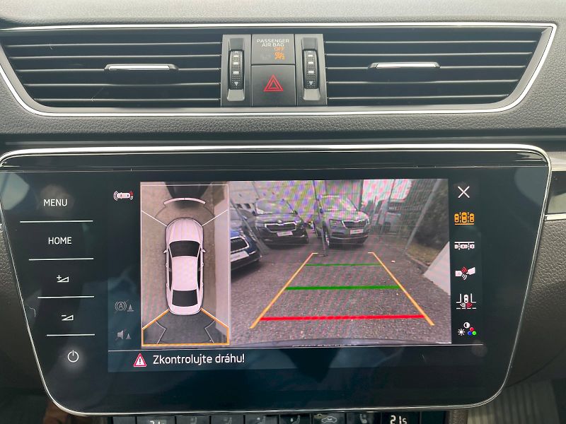Škoda Superb (2020) 2.0 TDI 147kW L&K 4x4 DSG - fotka 28 z 32