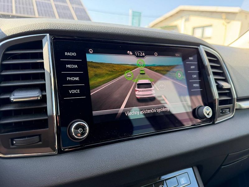 Škoda Karoq Ambition Plus 2,0 TDI 85 kW 7° - fotka 20 z 28