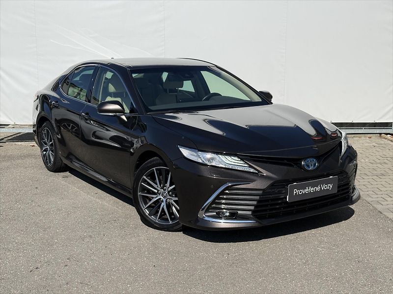Toyota Camry 2,5 Executive - fotka 3 z 20