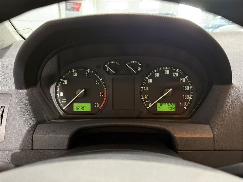Škoda Fabia 1,2   i KLIMA PĚKNÝ STAV STK - fotka 9 z 20