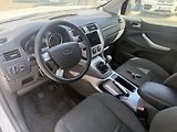 Ford Kuga 2.0 TDCI 103 kW - BEZ NEHOD - náhled 9