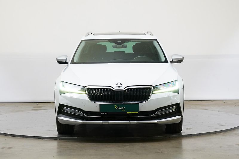 Škoda Superb - fotka 4 z 27