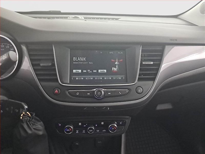 Opel Crossland X (2022) 1.2 Turbo, Automat, Serv.kniha - fotka 12 z 16