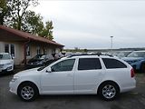 Škoda Octavia 1,6 TDi 77kW 2x kola, závěs - náhled 4