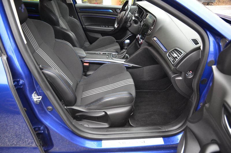 Renault Mégane (2016) 1.6 DCi 96kW GT LINE / LED - fotka 13 z 36
