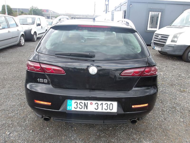 Alfa Romeo 159 2,4JTD HLUČNÁ SPOJKA ! - fotka 12 z 30