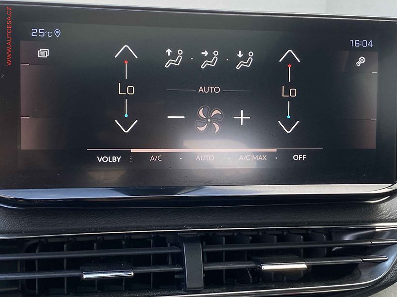 Peugeot 5008 (2023) 1.2 PT, GT, AT, LED, kamera - fotka 18 z 22