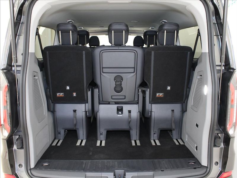 Ford Tourneo Custom 0,0 E-Tourneo 160kW  970km! ČR - fotka 24 z 25