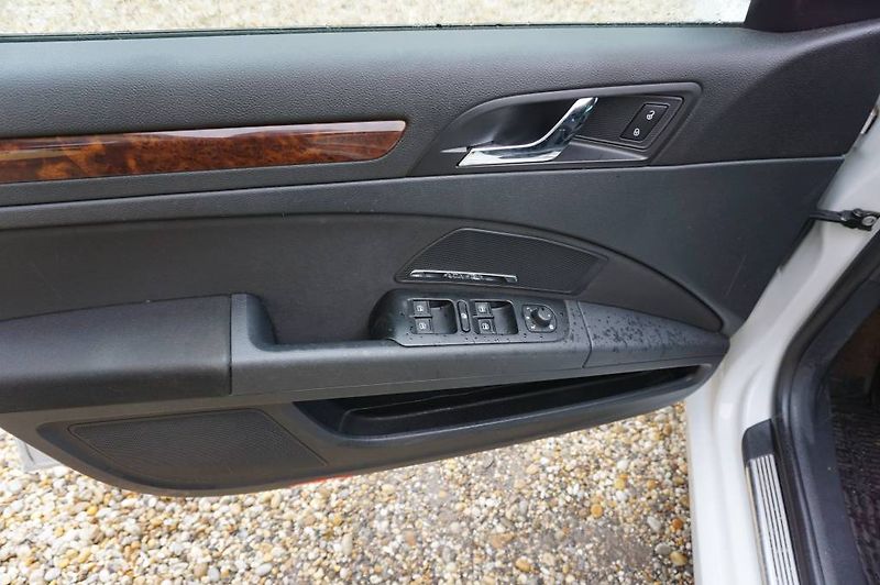 Škoda Superb (2015) 2,0   ELEGANCE   NOVÉ  V ČR - fotka 6 z 31