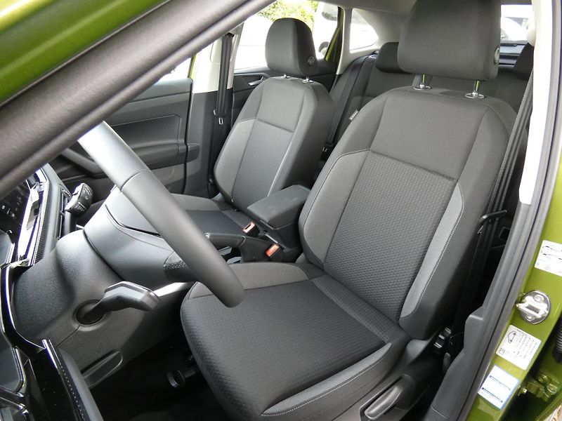 Volkswagen Taigo People 1,0 TSI 85 kW 6G - fotka 18 z 30