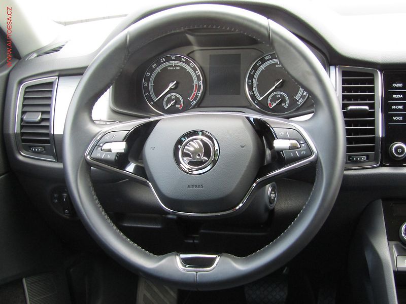 Škoda Kodiaq (2021) 2.0 TDi 4x4, ČR, Ambition - fotka 14 z 21