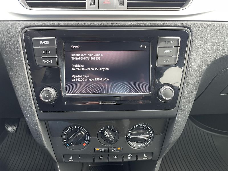 Škoda Rapid (2017) 1.0 TSI 70 KW AMBITION - fotka 17 z 17