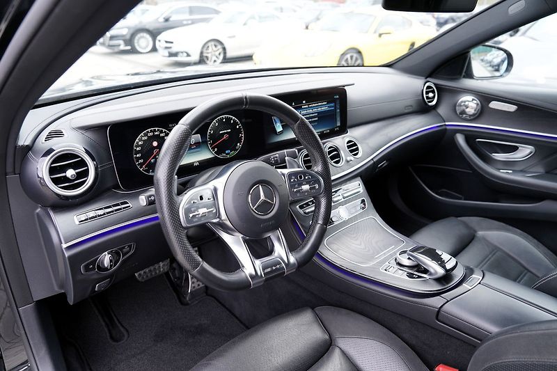 Mercedes-Benz Třídy E E 53 AMG 4Matic+/440PS - fotka 23 z 48