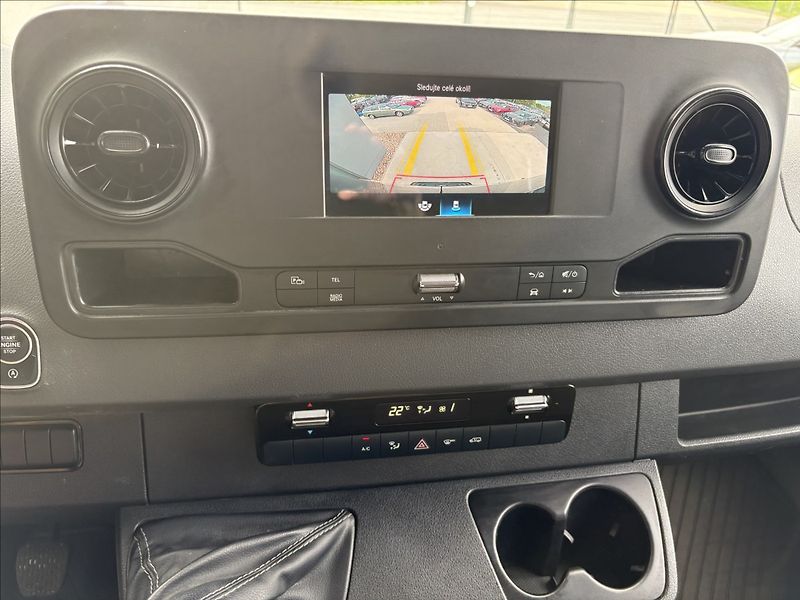 Mercedes-Benz Sprinter 2,0 CDI L2H2 CZ 1. MAJ DPH - fotka 15 z 22