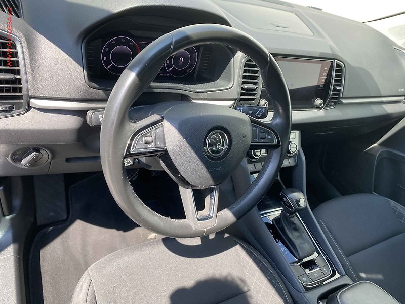 Škoda Karoq (2019) 1.6 TDi, Ambition, DSG, navi - fotka 12 z 16