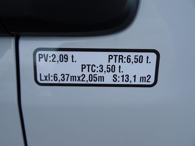 Peugeot Boxer (2023) 4350 L4H2 2.2 BHDi 165k MAN6 - fotka 16 z 28