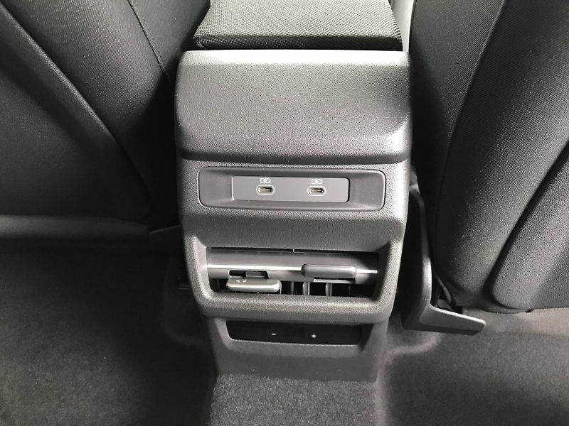 Audi Q3 7STT  1,5 TFSI - fotka 13 z 24
