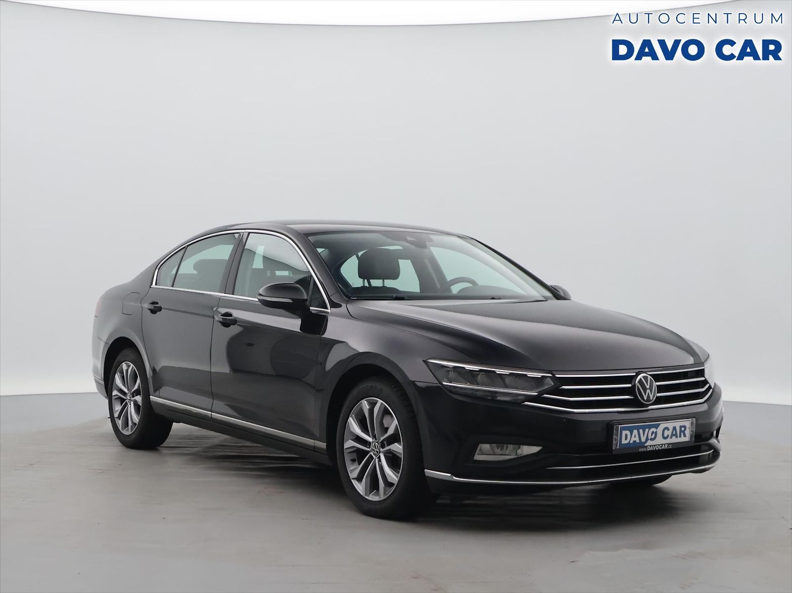 Volkswagen Passat 2,0 TDI Elegance Aut.Klima CZ