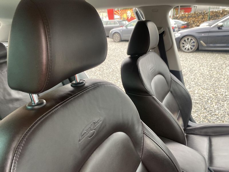 Škoda Superb 2.0TDi 4x4 170PS DSG L+K COMBI - fotka 129 z 158