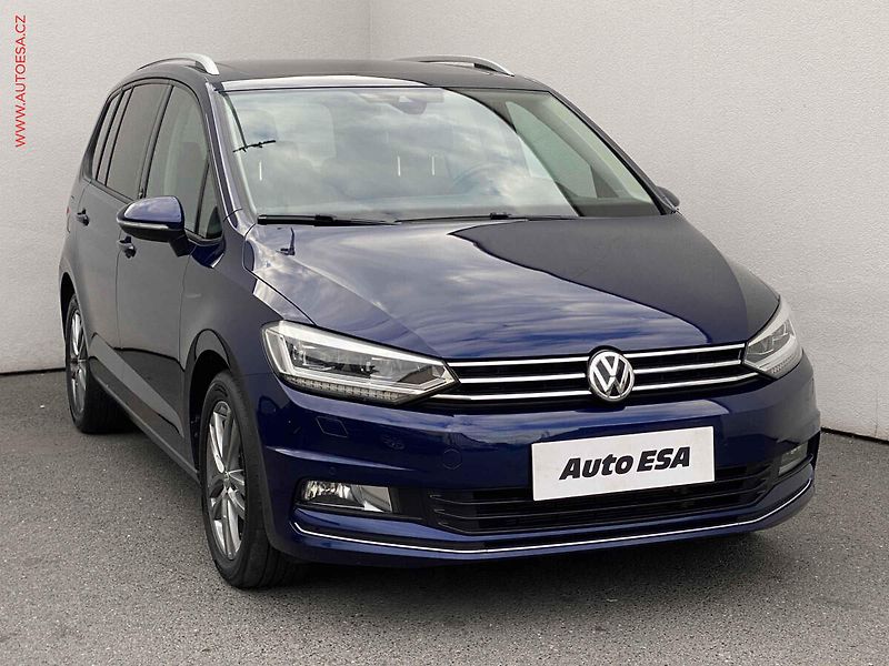 Volkswagen Touran (2017) 2.0 TDi, Sound, DSG, LED - fotografie inzerátu