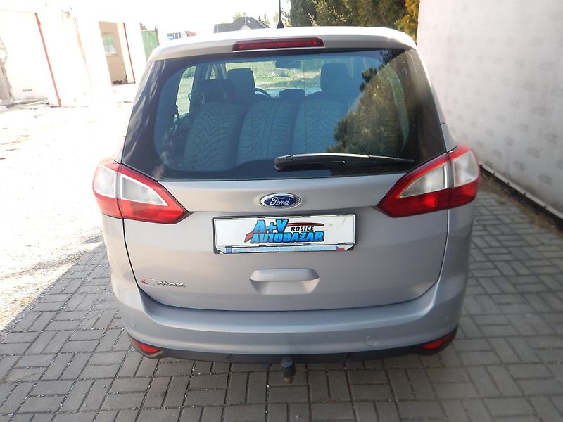 Ford Grand C-MAX 1.6 TDCi, DIGIKLIMA, 7 MÍST - fotka 5 z 28