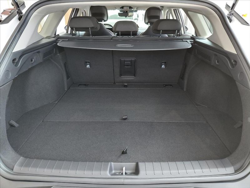 Kia K4 (2026) 1,0   T-GDI SW 7DCT SPIN - fotka 11 z 14