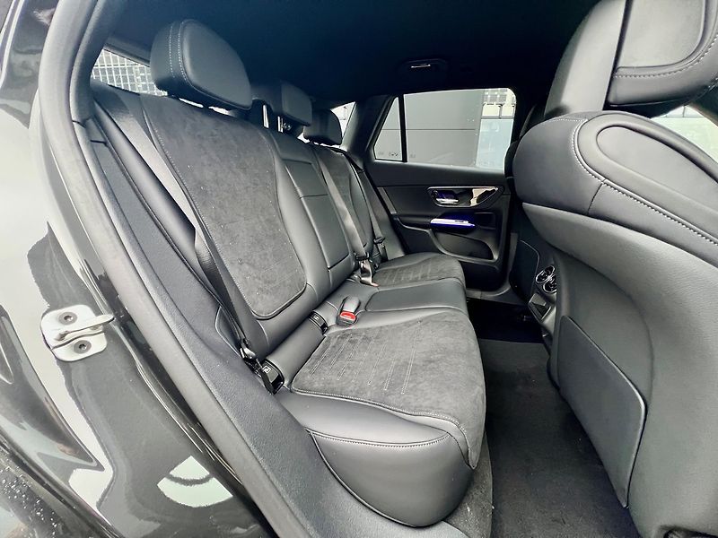 Mercedes-Benz GLC (2026) 220 d 4MATIC linie AMG - fotka 13 z 27