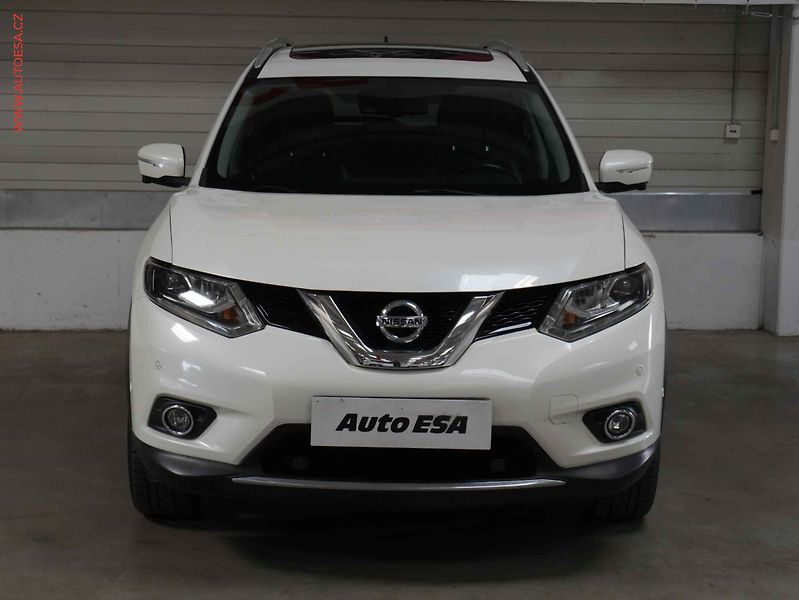 Nissan X-Trail (2016) 1.6DCi 4x4, ČR, servis.kniha - fotka 2 z 22