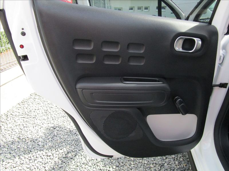 Citroën C3 1.2 PureTech 83 S&S Feel, 1. m - fotka 27 z 36