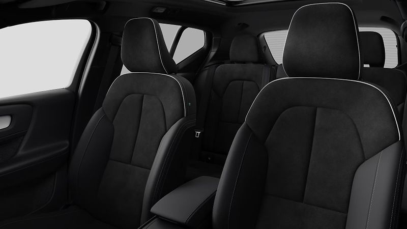 Volvo XC40 (2026) B3 AUT DARK PLUS - fotka 9 z 11