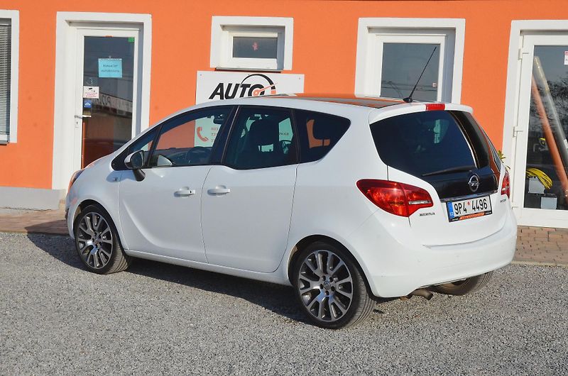 Opel Meriva (2012) 1.4 88kW Design Ed. / 2x kola - fotka 4 z 41