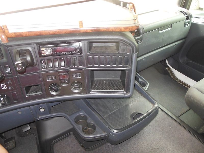 Scania R450 LowDeck, Retarder - fotka 19 z 22