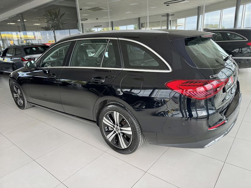 Mercedes-Benz Třídy C 300eT*230kW*Avantg*REZERVACE! - fotka 7 z 39