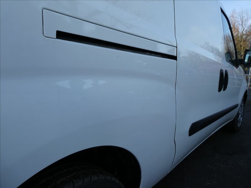 Fiat Dobló cargo 1,4 benzín/CNG SX L2H1,DPH,ČR - fotka 11 z 36