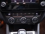 Škoda Octavia 2,0 TDI 110kW DSG Style Xenon - náhled 17