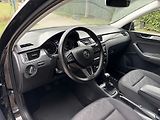 Škoda Rapid 1.0 TSi Clever - náhled 23