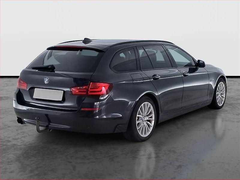 BMW Řada 5 (2011) 525d, Navi, Xenony, Tempomat - fotka 5 z 21