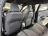 Peugeot 2008 1,2PT 130*AT8*Allure*Kamer*DPH - náhled 17
