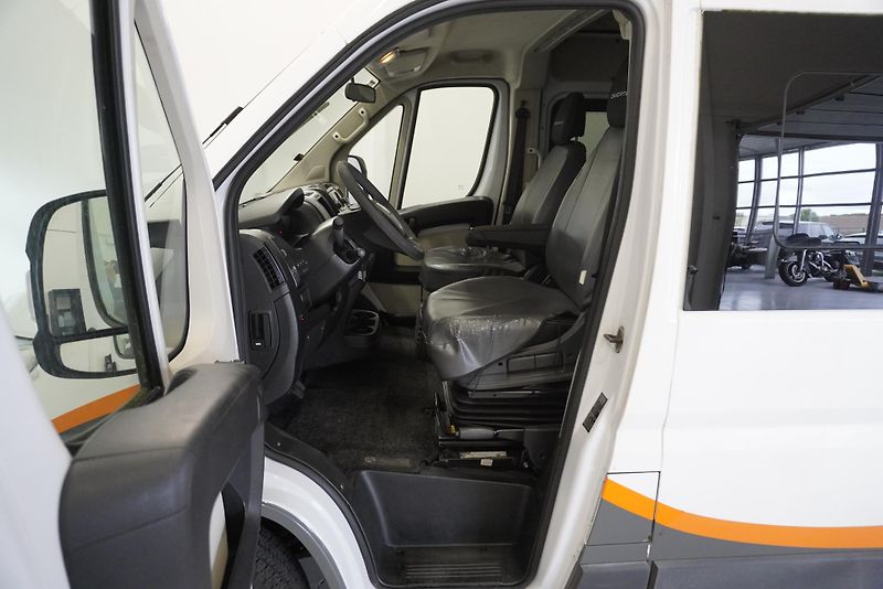 Fiat Ducato 2.3 9MÍST VZADU HYDR. PLOŠINA - fotka 10 z 24