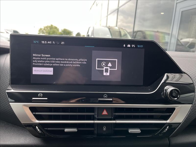 Citroën C4 1,2   MAX 136 HYBRID Ë-DCS6 - fotka 12 z 20